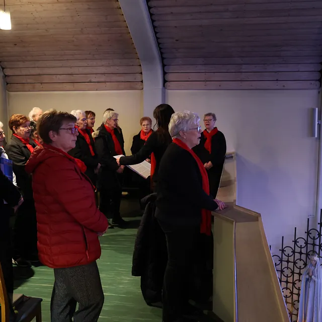 Der Chor von Bad Sooden Allendorf singt von der Empore